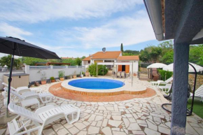 Holiday house Nena